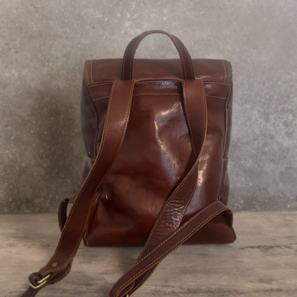 Italian Brown Leather Bag pack- Made In Italy-fits laptop-from Florence